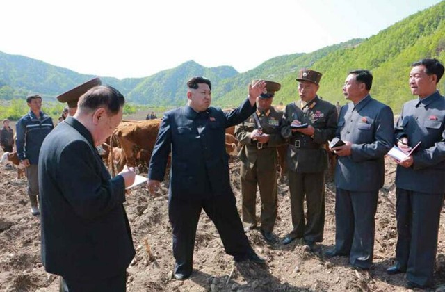 金正恩視察養魚場和牧場 強調培育優良品種