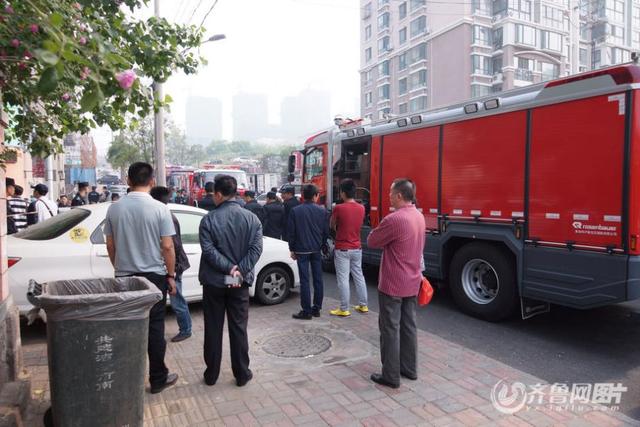 青島一酒店液化氣爆炸 墻體飛進居民家