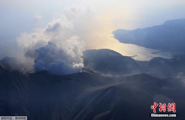 日本鹿兒島火山噴發 居民被要求離島