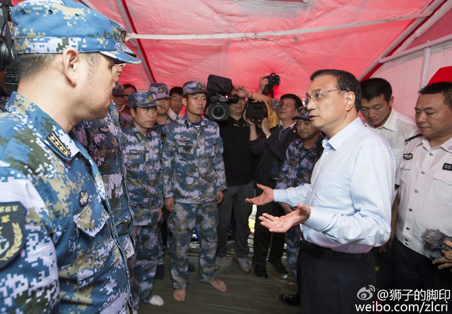 李克強慰問潛水員：生命大於天，你們身上擔子萬千重