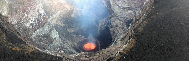 加拿大探險家冒死進活火山 近距離拍岩漿