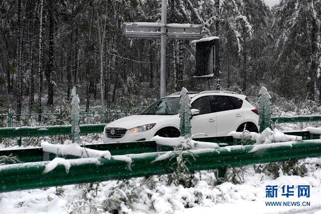 黑龍江漠河八月飛雪