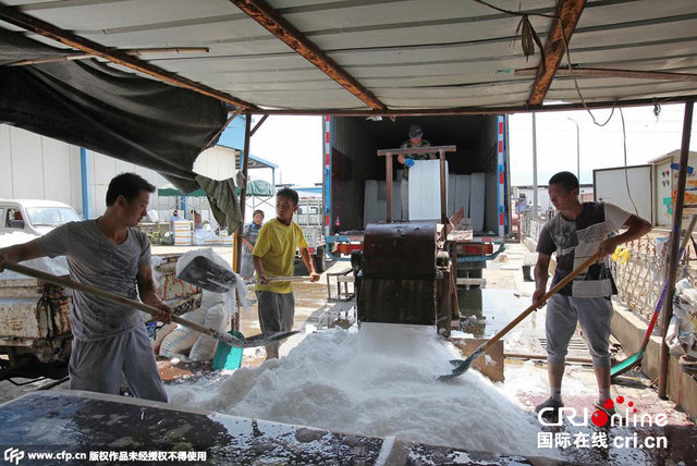 北京今迎39℃高溫天氣 網友自嘲：撒上孜然可上桌了