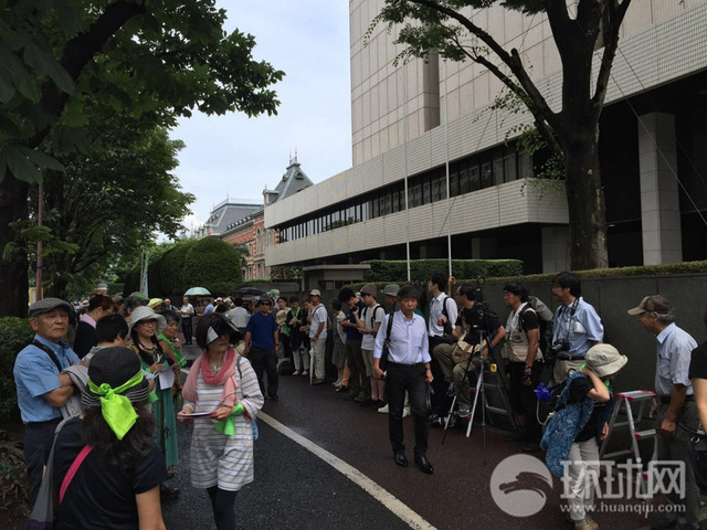 安倍因參拜靖國神社吃官司