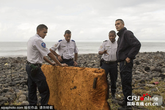 留尼汪島再現疑似MH370殘骸