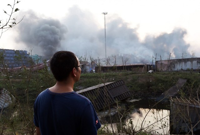 天津危險品倉庫爆炸 現場航拍圖曝光