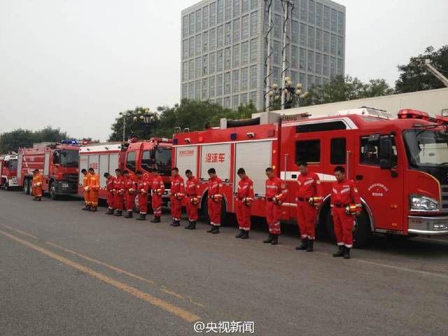 天津港爆炸事故"頭七"祭 警鐘長鳴悼念逝者