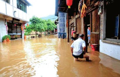 四川敘永洪水圍城 已致6人遇難