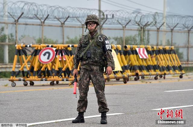 韓國士兵設路障封鎖前往朝鮮道路