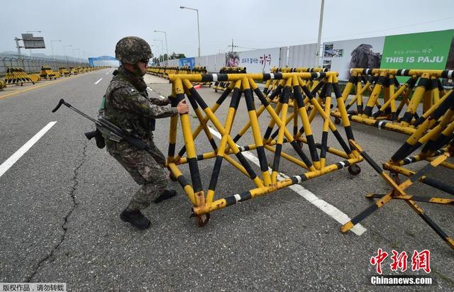 韓國士兵設路障封鎖前往朝鮮道路