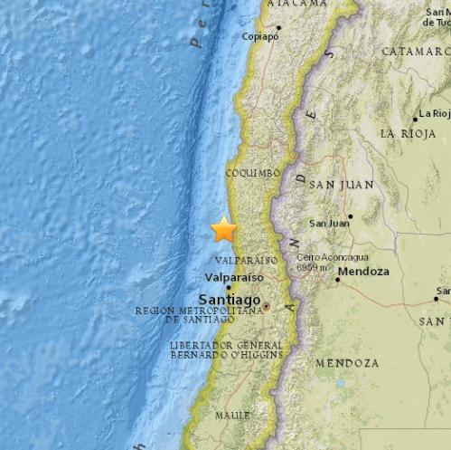 智利中部沿岸近海8.2級地震 民眾戶外避險