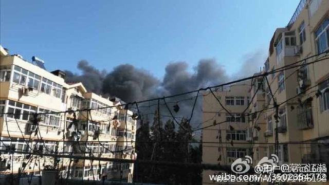 青島登州路啤酒街附近爆炸起火 官方回應