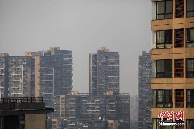 北京發濃霧重污染雙預警 多地現霧霾天氣