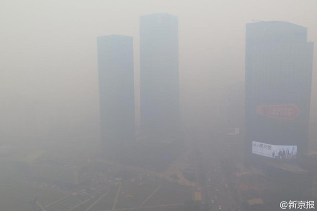 瀋陽重度霧霾:伸手不見五指