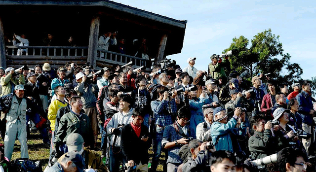 日本首架國産噴氣式客機首飛