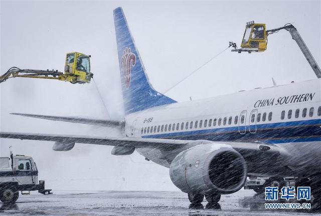 烏魯木齊遭罕見暴雪 積雪超37釐米突破歷史極值