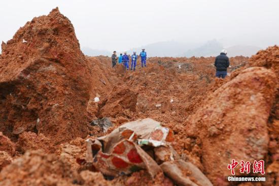 深圳滑坡挖出首具遇難者遺體 多部門聯合對災害原因開展調查