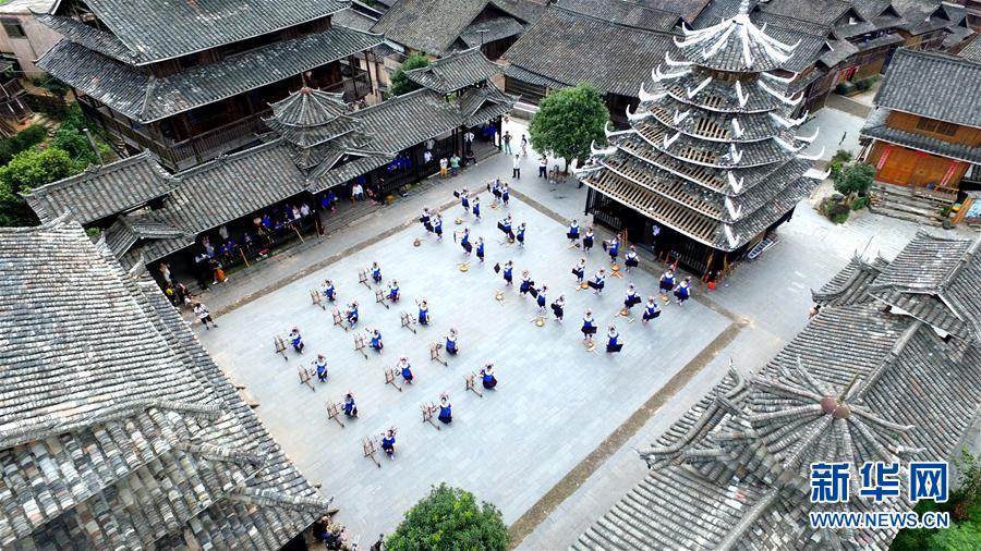 廣西三江：多彩非遺引客來