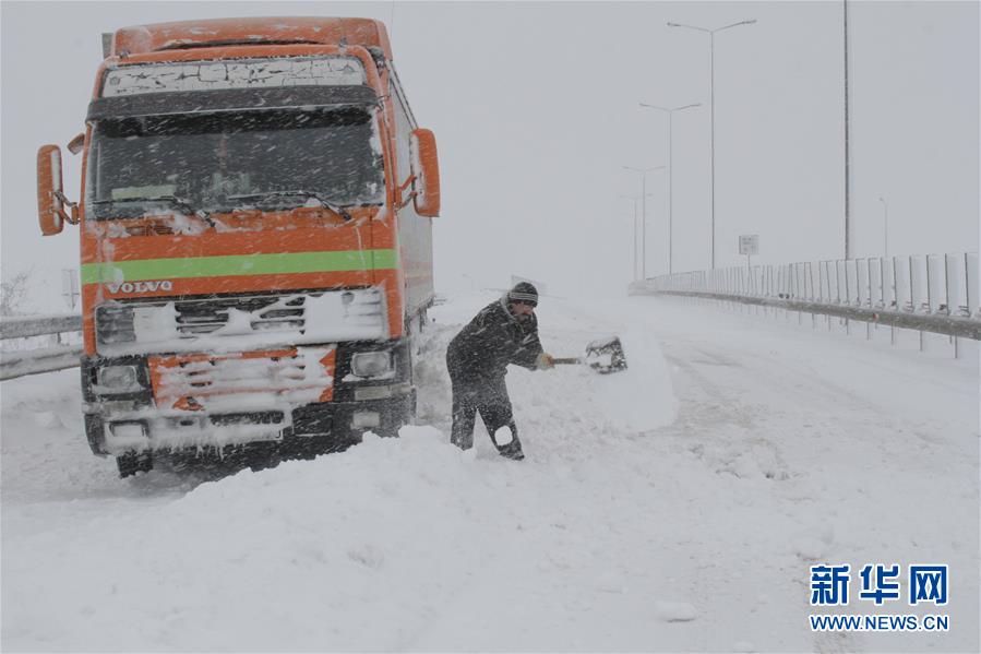 羅馬尼亞遭遇今冬最大暴風雪天氣