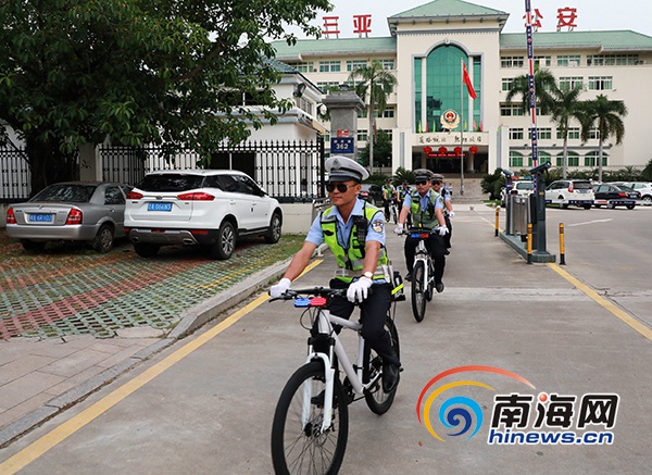 還未審核 【交通文字列表】【即時快訊】三亞警用自行車亮相街頭 市民稱有親和力