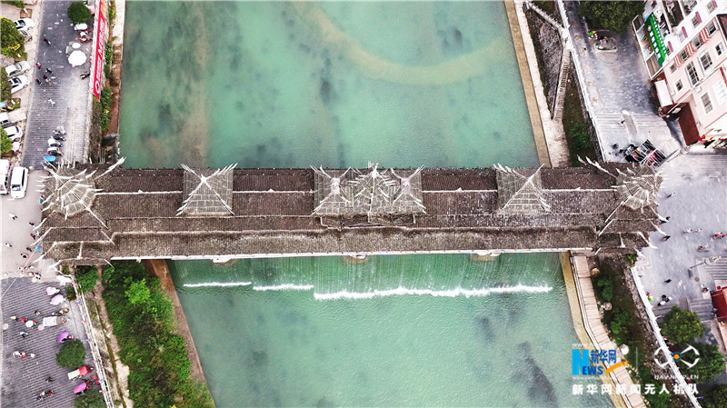 航拍侗族特色民間建築——湖北宣恩風雨橋