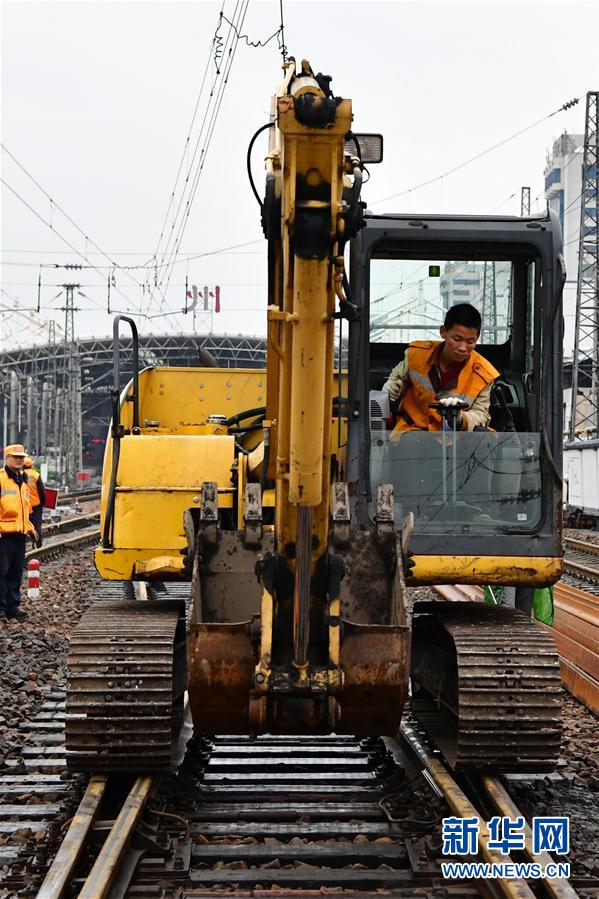 鄭州火車站將告別木枕時代