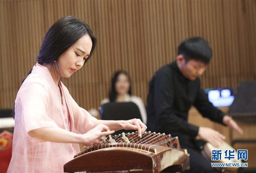 “箏與詩——中國音樂文化之旅”走進紐約林肯中心