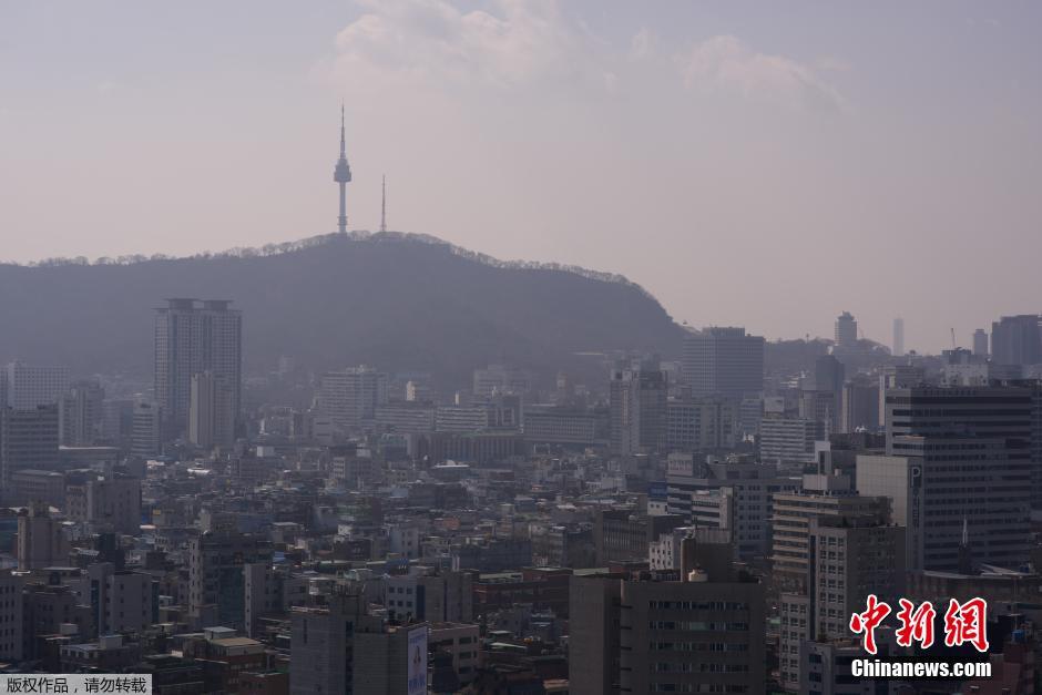 韓國首爾遭霧霾侵襲