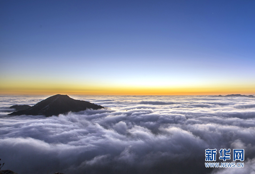 金秋時節到清遠連山賞壯美日出和流雲