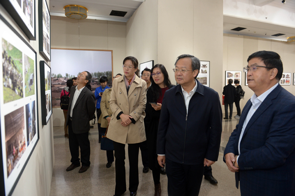 中國傳統村落青海圖片展在京開幕