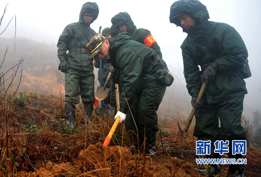 【網絡媒體走轉改】深山住一週 千名武警將種下70萬株樹苗