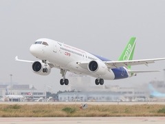 C919國産大型客機101架機轉場閻良