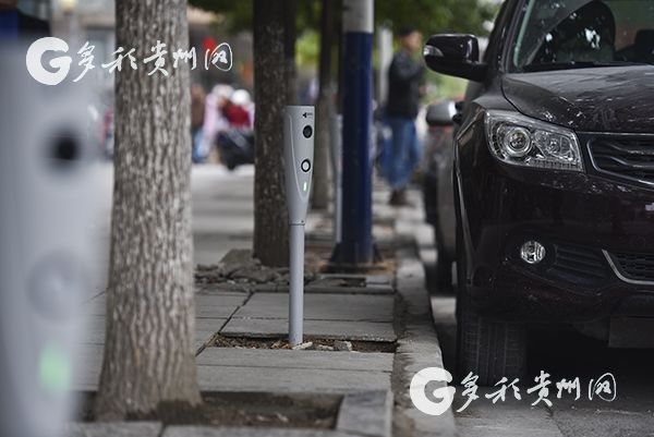 （市州）貴陽世紀城部分路段安裝智慧停車收費系統 將於18日正式啟用