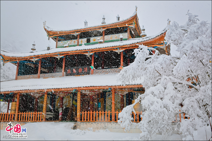 醉美之冬 漫遊在黃龍的冰雪童話仙境