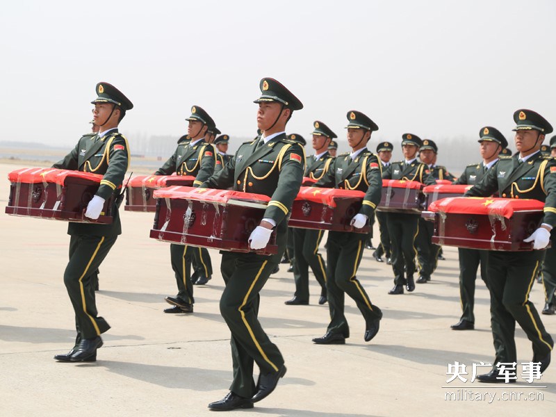 第三批在韓志願軍烈士遺骸安葬瀋陽