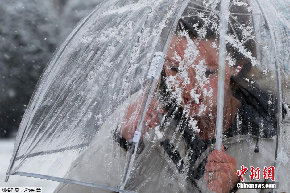 美國波士頓四月遇暴雪天氣 大雪紛飛