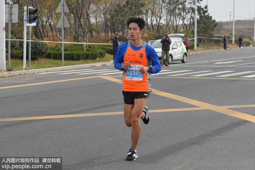 2017青島海上國際馬拉松鳴槍開跑