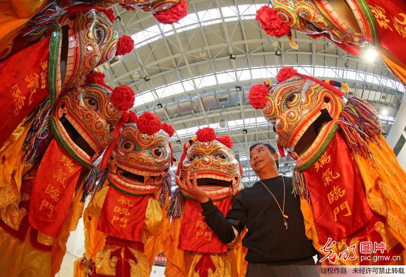 江西贛州：定南瑞獅進校園