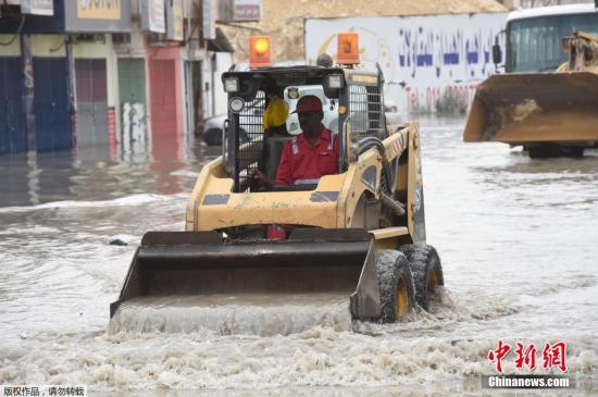 強烈暴風雨侵襲中東地區 致沙特也門40余人遇難