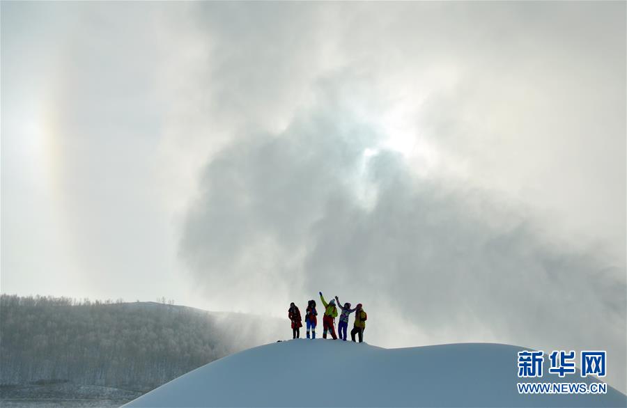 內蒙古牙克石舉辦鳳凰山開雪節