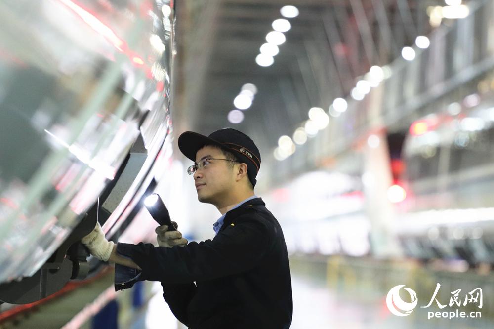 西成高鐵開通進入倒計時 獨家揭秘主力車型