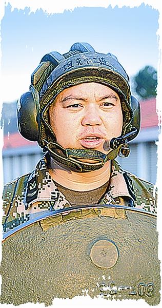 解放軍坦克特級射手1分鐘31次射擊命中31目標(圖)