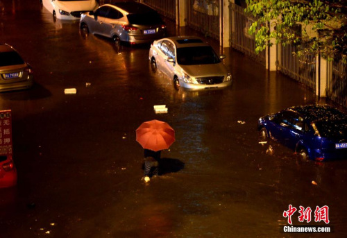 多地降雨量破極值 南方何以連遭9輪強降雨襲擊？