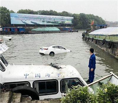 圖片默認標題