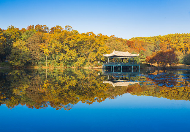 南京鍾山風景區五彩流徽榭