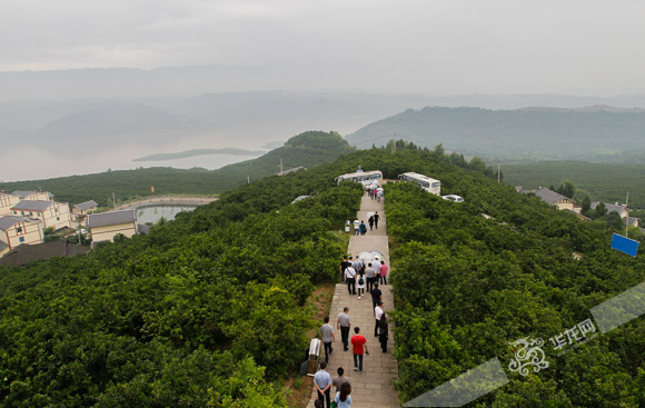 從浪漫苗鄉到水下碑林 網媒總編欣賞歷史傳承新方式