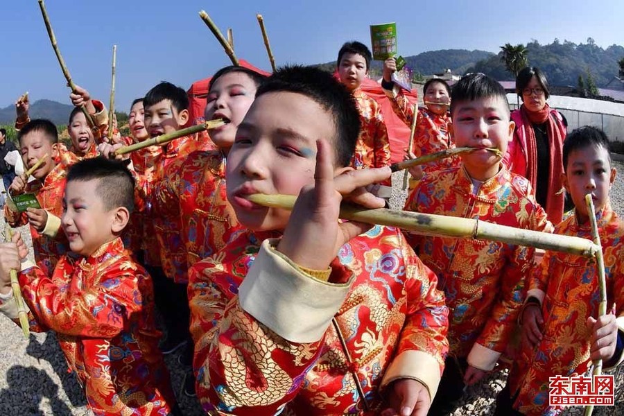 【高清圖4】【滾動新聞】松溪“百年蔗”旅遊節樂翻天 趣味體驗古法做紅糖