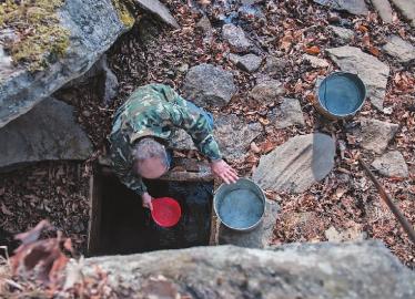 【白山松水（標題）】大山之巔的林場瞭望員