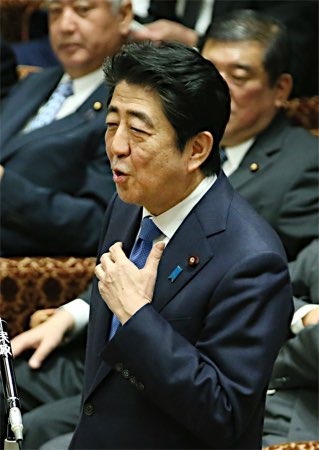 安倍稱熊本災區恢復重建做足準備 經濟政策遭批