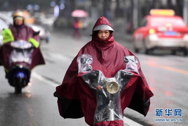 【焦點圖】廣西迎來降雨降溫天氣